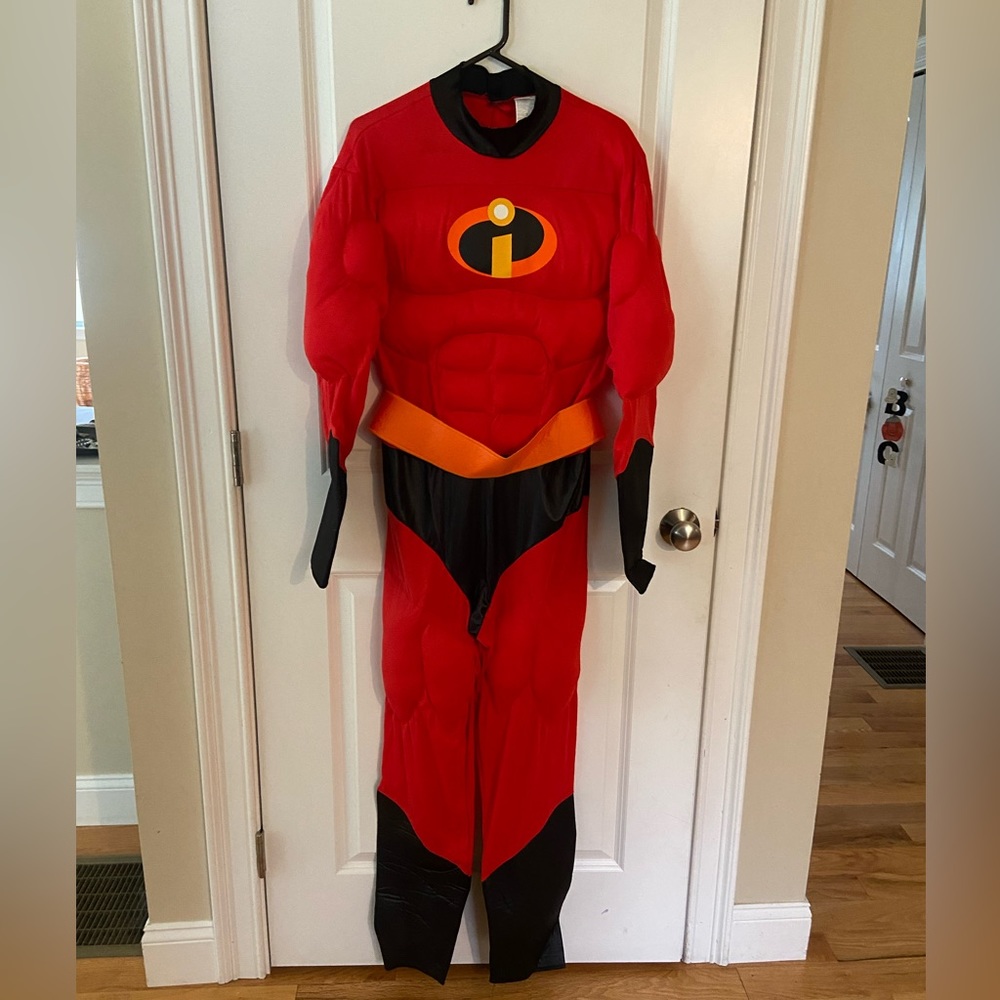 Mr. Incredible Costume